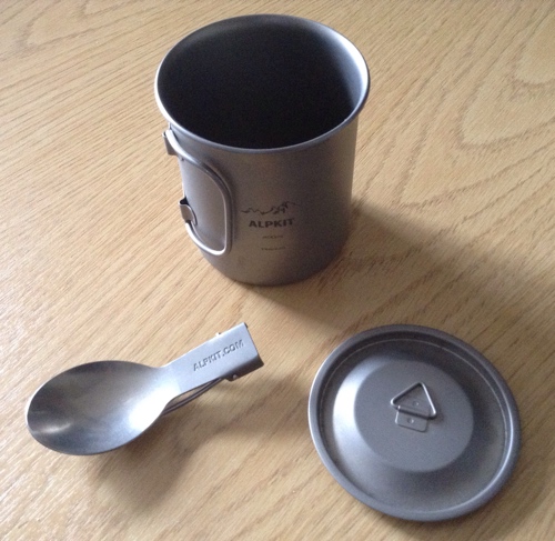 Alpkit MytiMug 400, lid and SnapWire titanium spoon