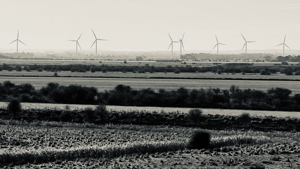 Lincolnshire wind turbines 
