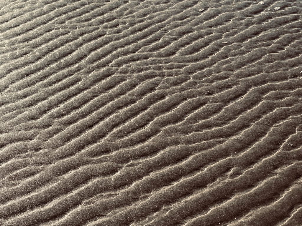 Tide ripples in the sand