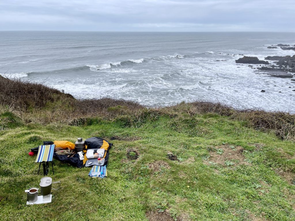 Breakfast on the cliffs