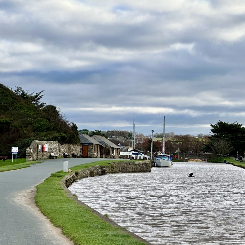 Bude Canal and lock