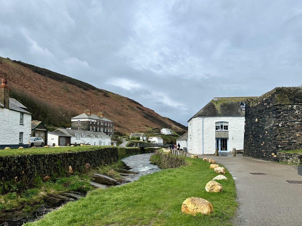 Boscastle National Trust Visitor Centre - the white building on the right
