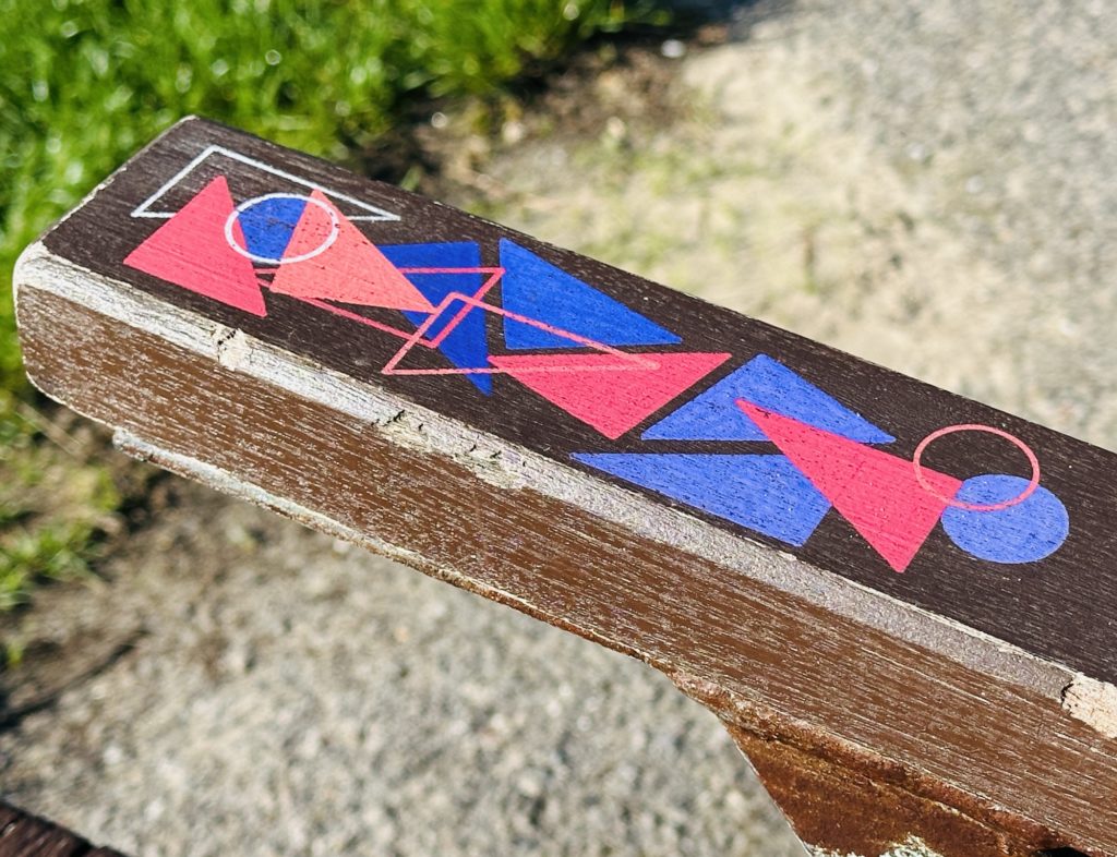 Bench decorations 